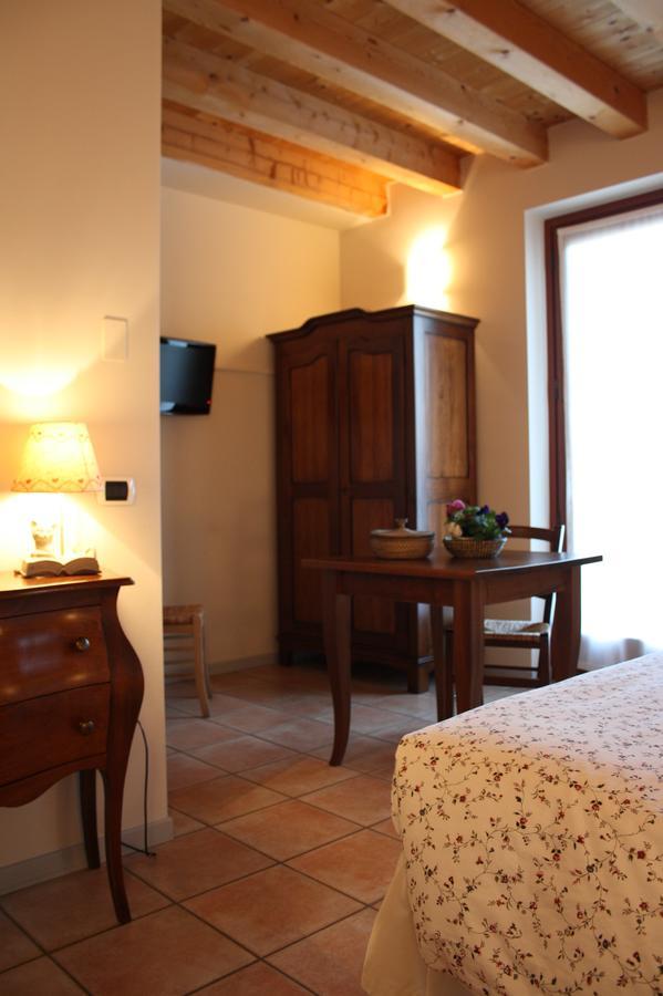 Agriturismo Al Barco Sommacampagna Bagian luar foto